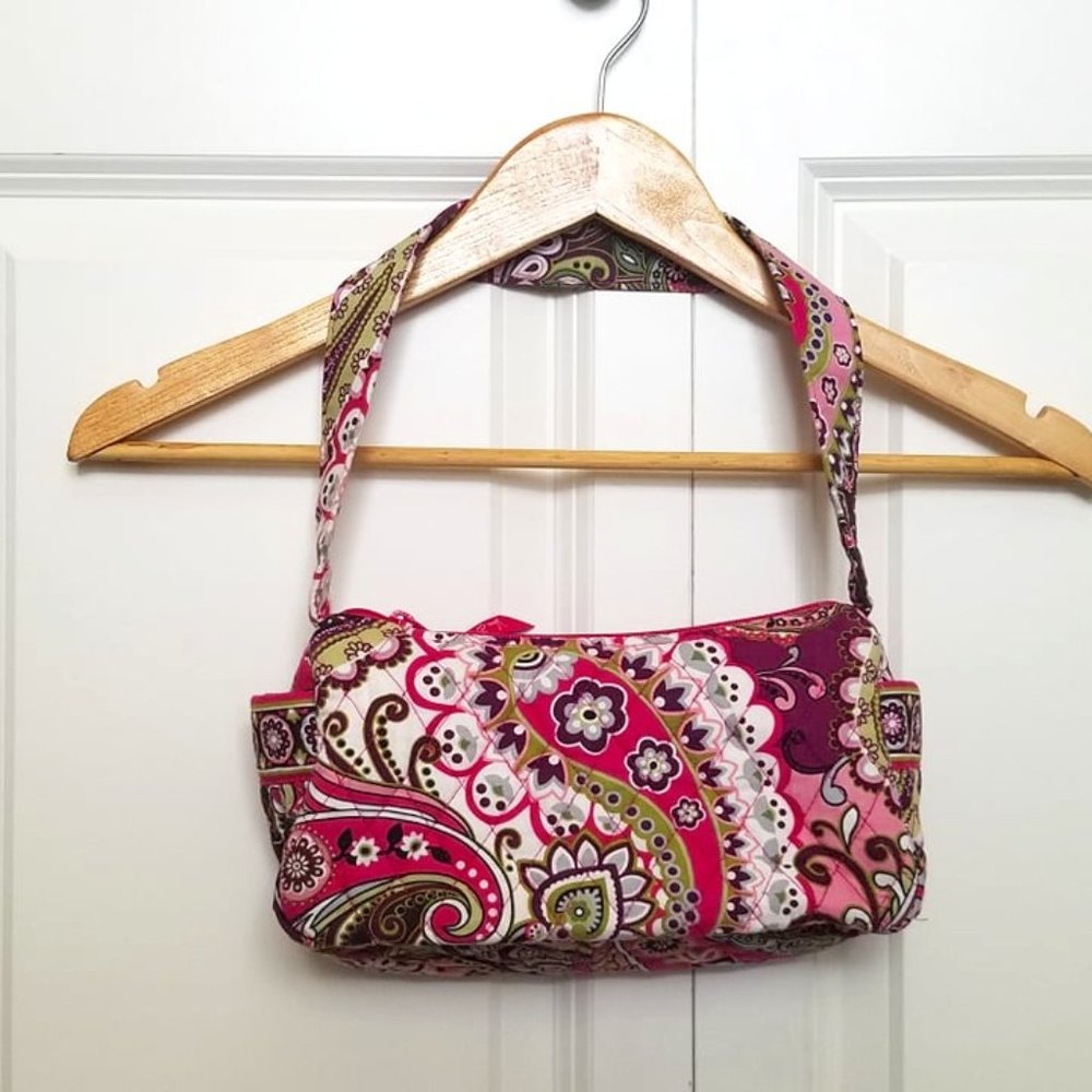 NWOT Vera Bradley Maggie bag in Very Berry Paisley